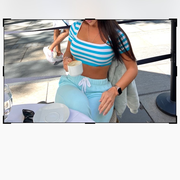 Zara Striped Blue and White Crop Top - Picture 4 of 4